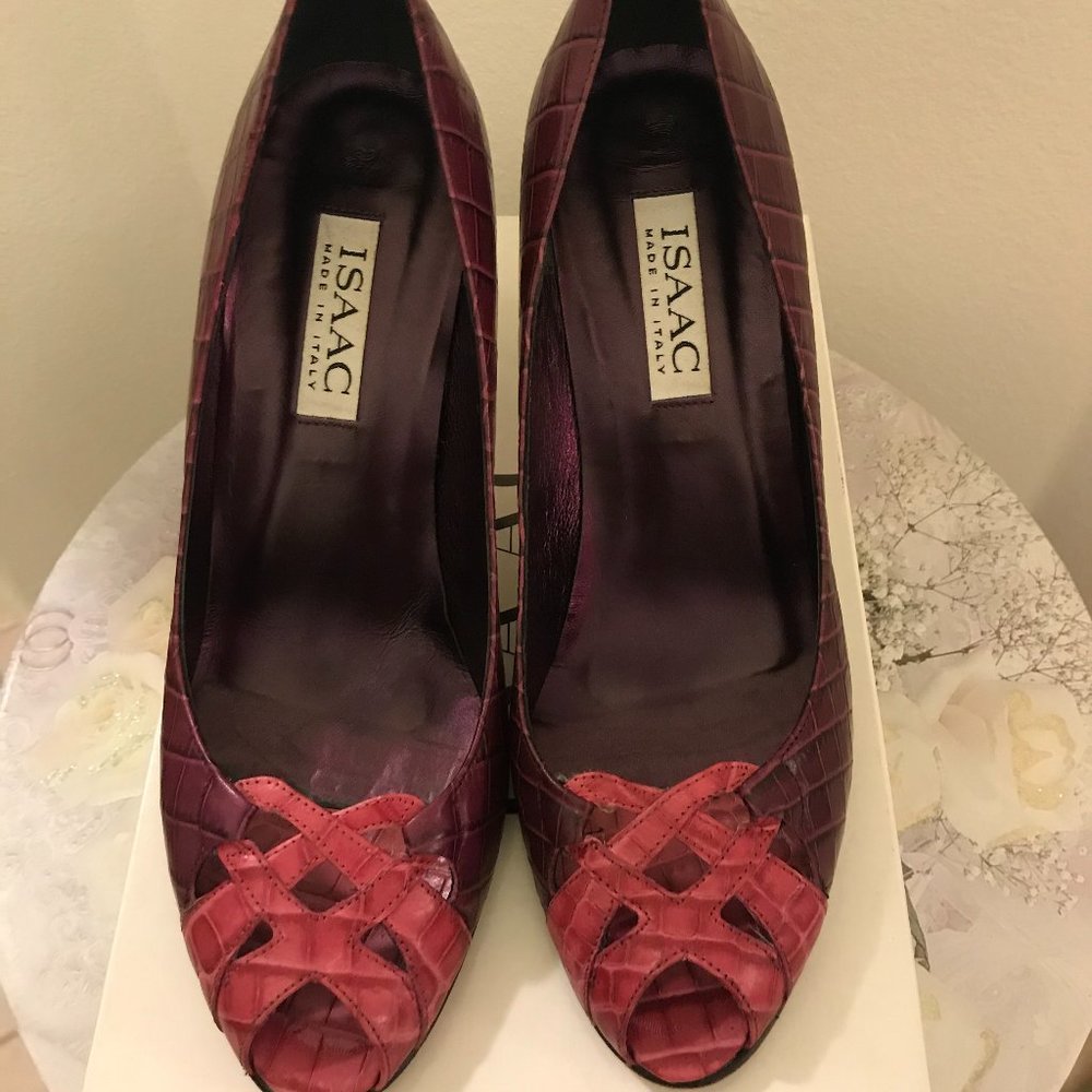 Isaac Mizrahi Grape Moc Croc Heel